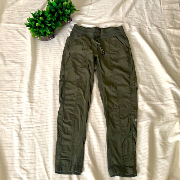 Lululemon Street To Studio Pant II *Unlined 28" Inseam Fatigue Green - Picture 2 of 13